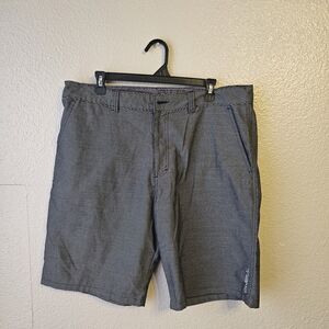 O’Neill Men’s Striped Casual Shorts Sz 36 Black Gray Surf Skate Flat Front DD718
